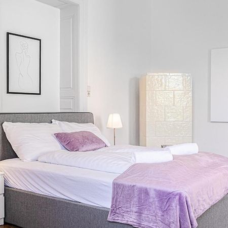 Cozy 2Br Apt. Near Akh Hospital-Ideal For Longstay Viena Exterior foto