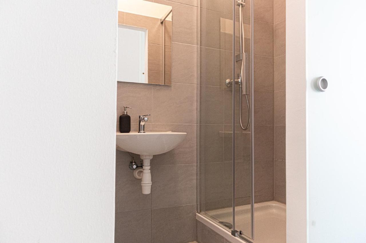 Cozy 2Br Apt. Near Akh Hospital-Ideal For Longstay Viena Exterior foto